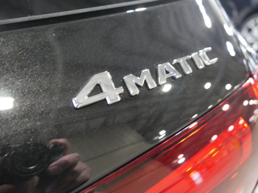 Thumbnail: 2026 Mercedes-Benz GLE - 10