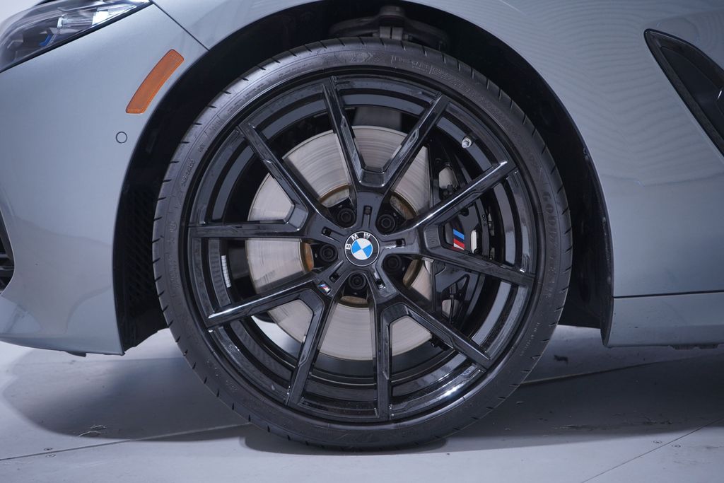 Thumbnail: 2026 BMW 8 Series - 2