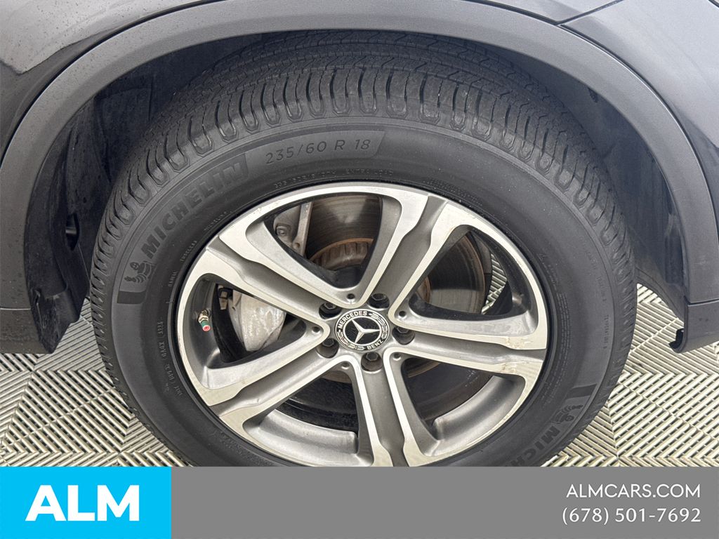Used 2019 Black Mercedes-Benz GLC 300 image 15