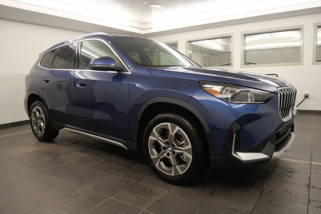 2025 BMW X1 xDrive28i 7