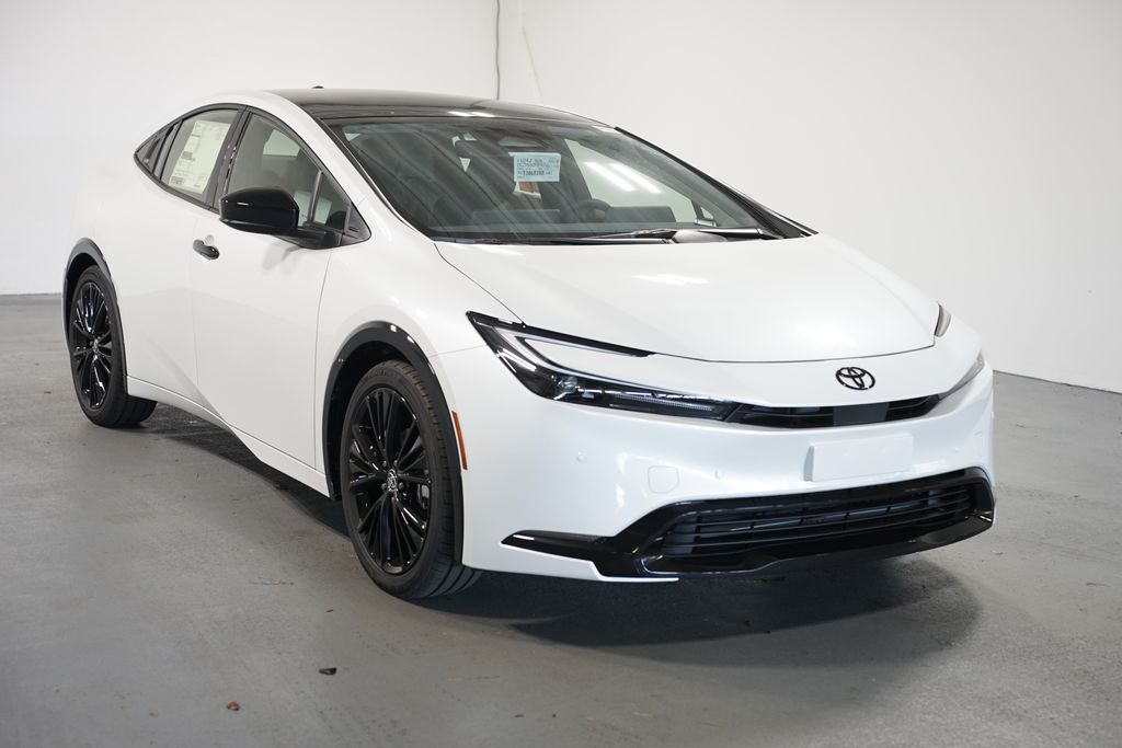 Thumbnail: 2026 Toyota Prius - 3