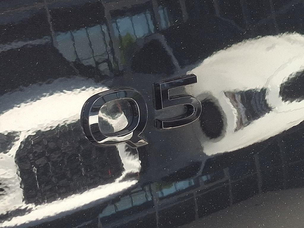 Thumbnail: 2025 Audi Q5 - 29