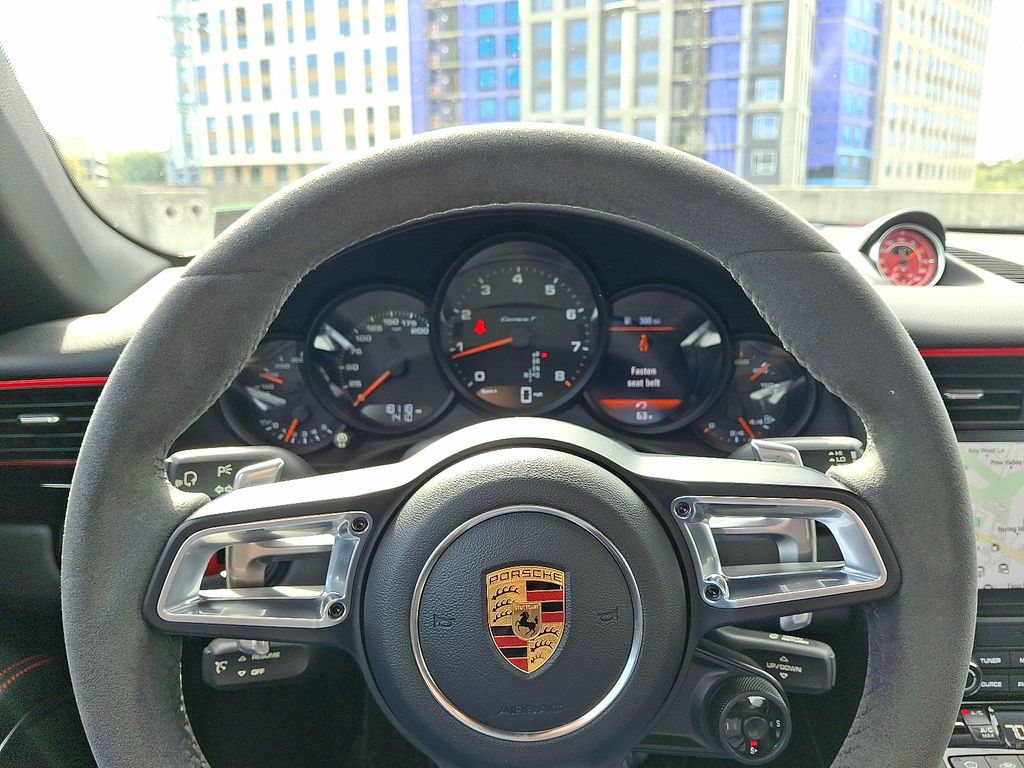 Thumbnail: 2019 Porsche 911 - 19