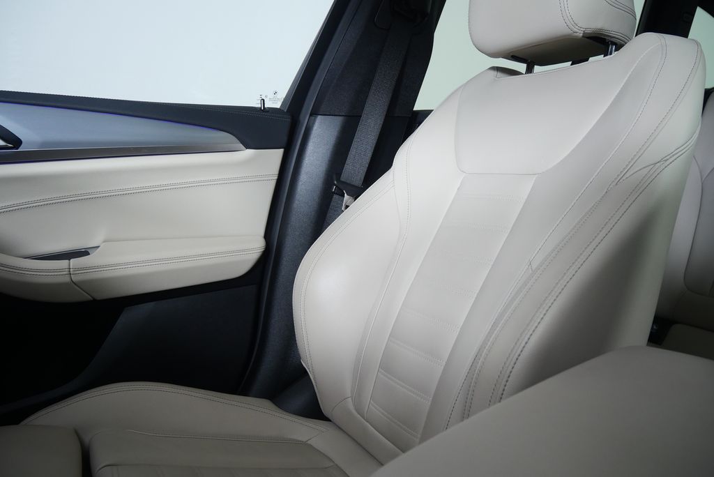 Thumbnail: 2020 BMW X3 - 29