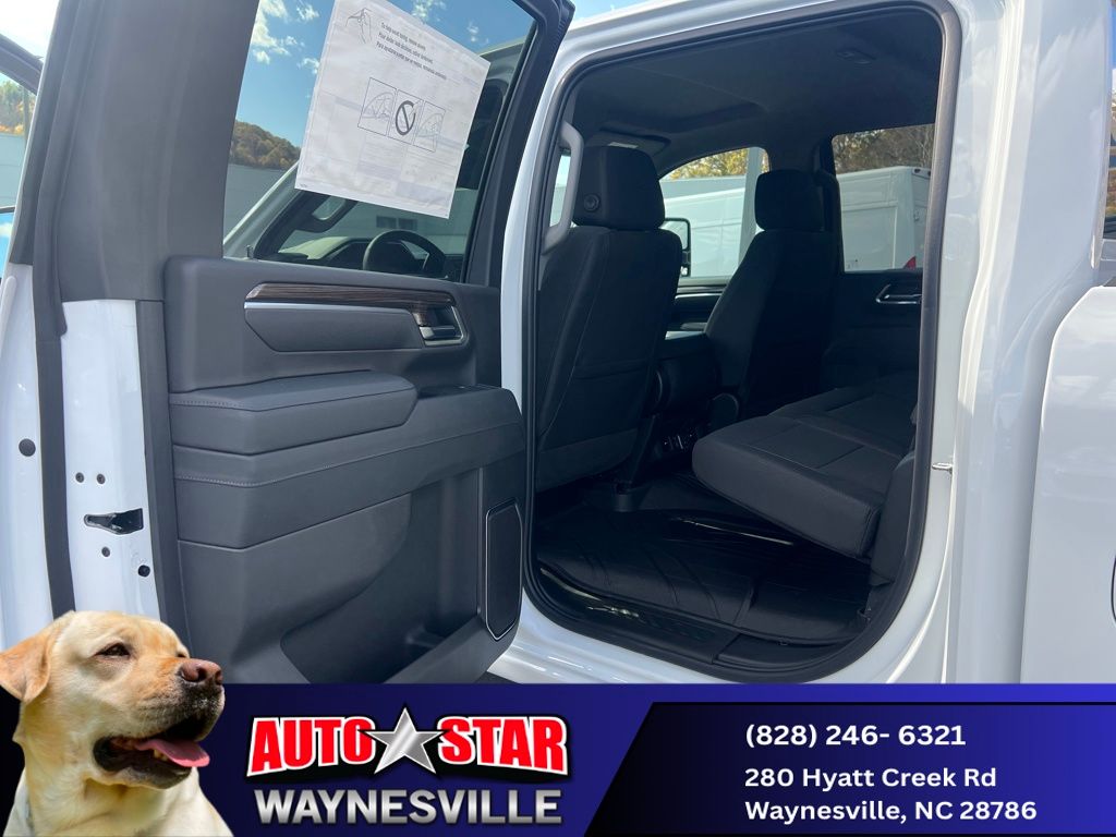 new 2025 Chevrolet Silverado 2500HD car, priced at $58,421