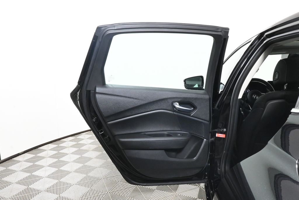 Thumbnail: 2025 Acura TLX - 32