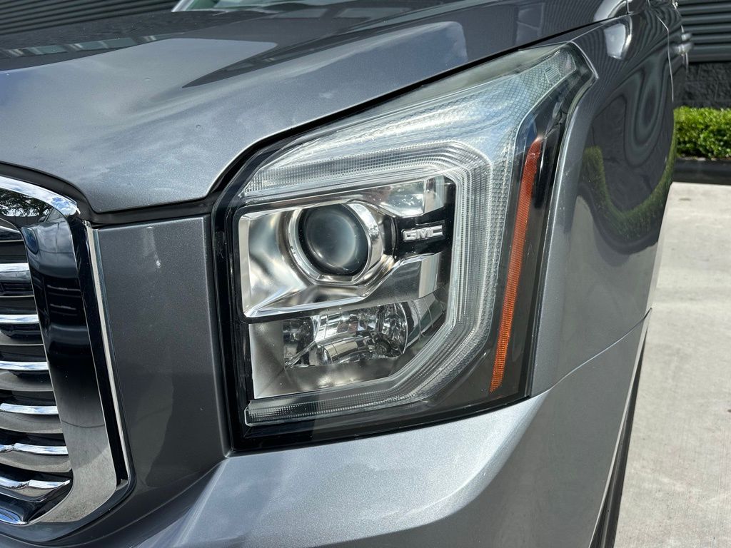 Thumbnail: 2019 GMC Yukon - 13
