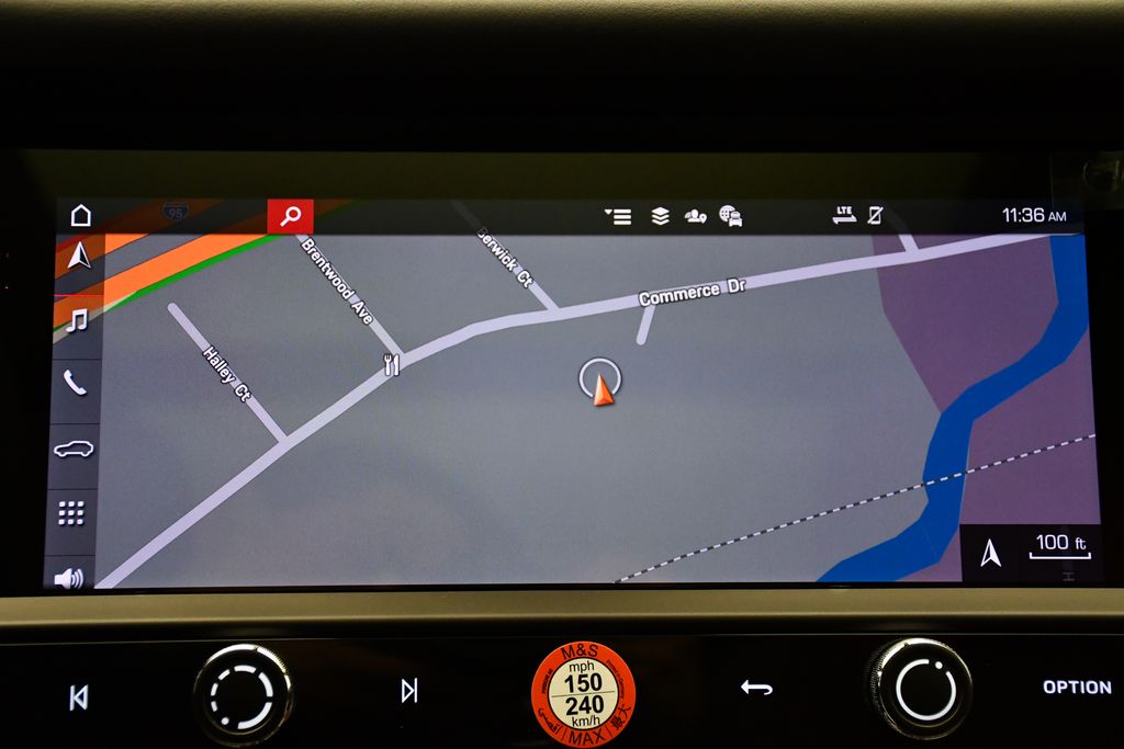 Thumbnail: 2025 Porsche Macan - 28