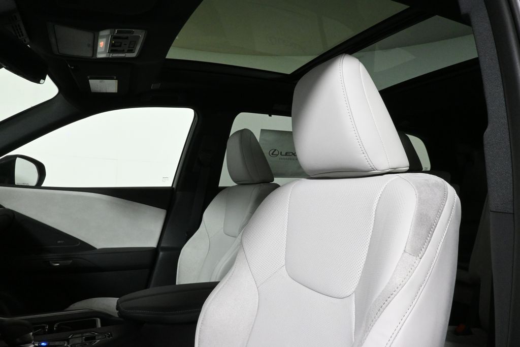 Thumbnail: 2025 Lexus TX - 15