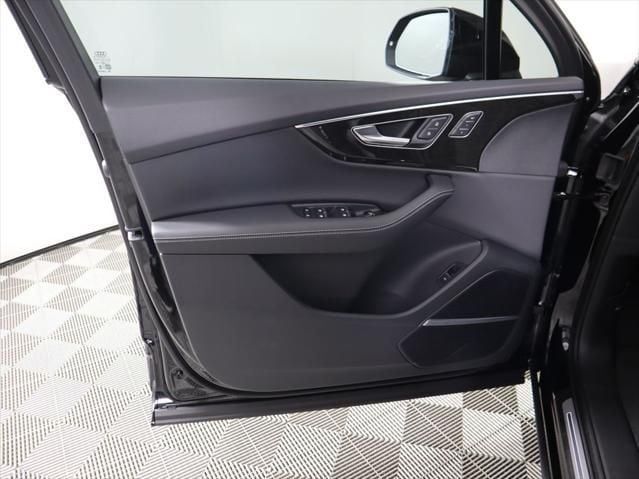 Thumbnail: 2026 Audi Q7 - 26