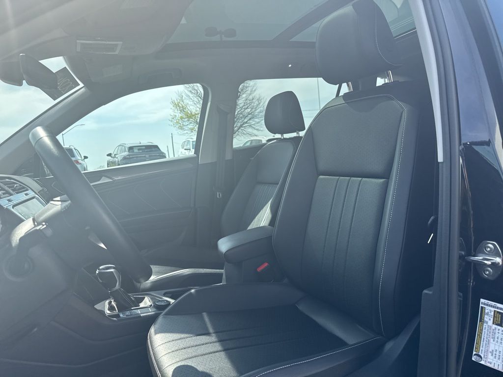 2024 Volkswagen Tiguan 2.0T SE Black at Sutliff Volkswagen