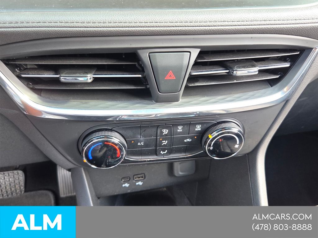 Used 2025 Gray Buick Preferred image 25