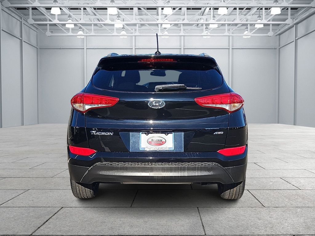 Thumbnail: 2016 Hyundai Tucson - 6