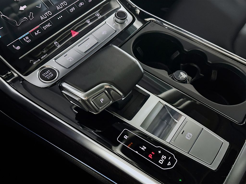 2023 Audi Q7 55 Prestige