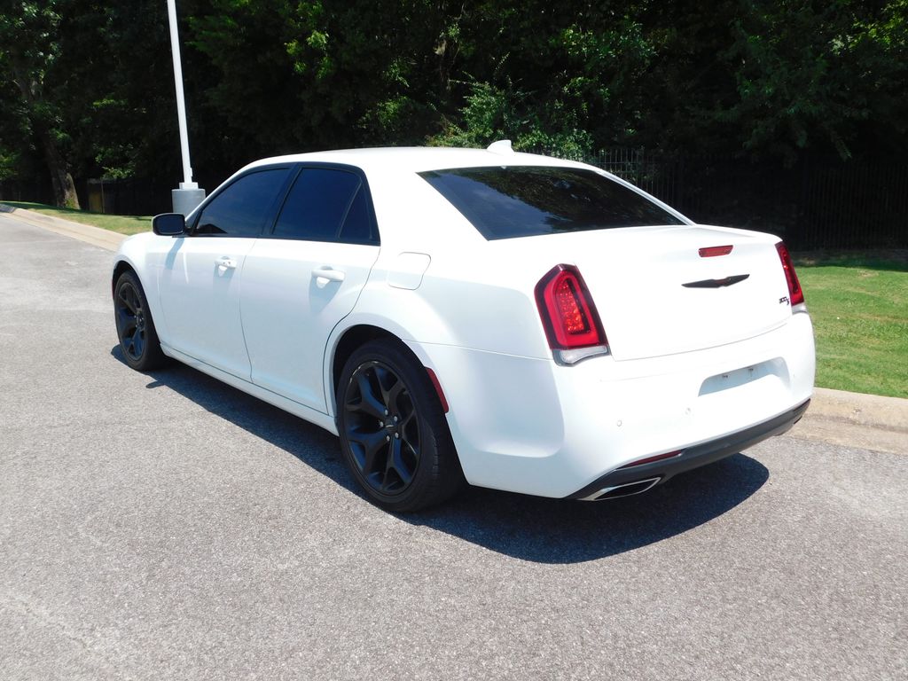 Thumbnail: 2021 Chrysler 300 - 3