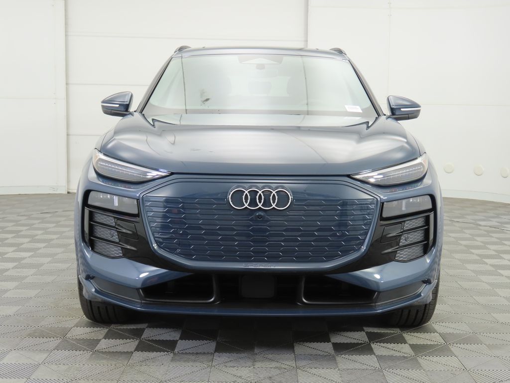 Thumbnail: 2025 Audi Q6 e-tron - 2
