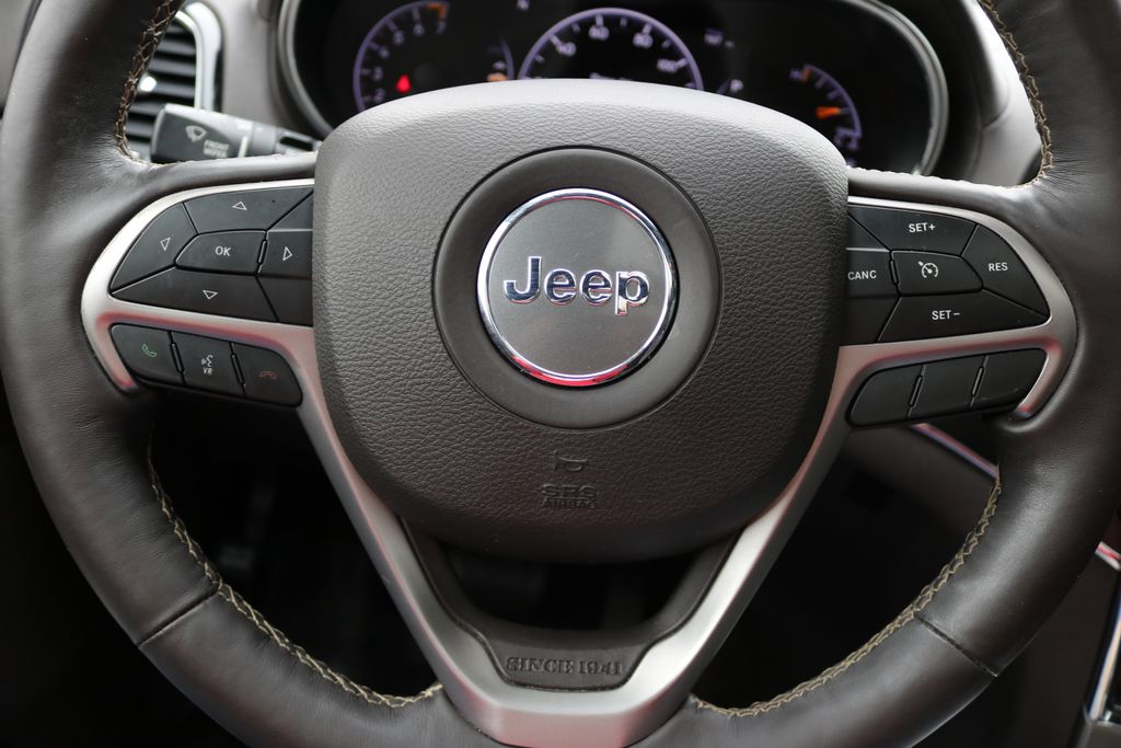 Used Car 2019 Jeep Grand Cherokee  Overland For Sale Under $25,000 In Austin, Texas