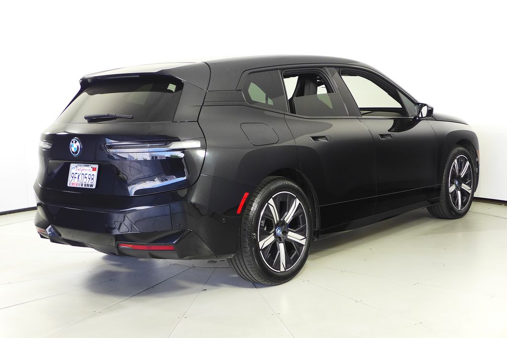 Thumbnail: 2023 BMW iX - 6