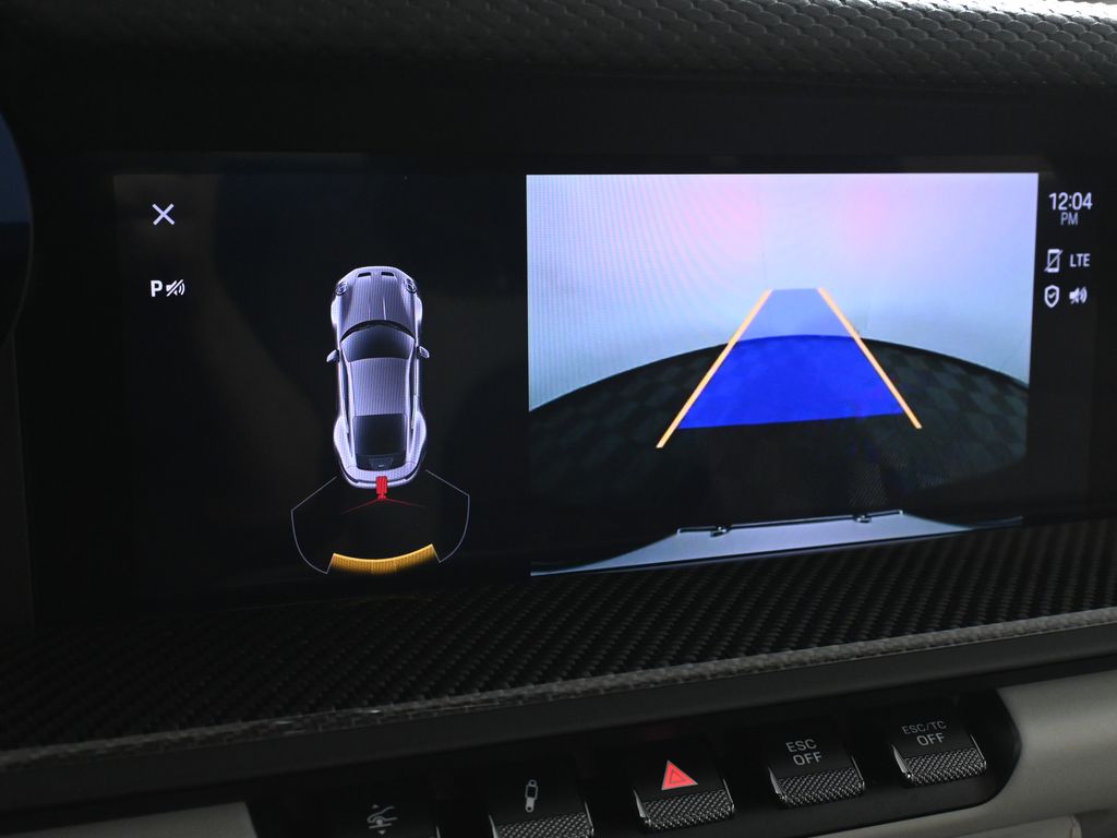 Thumbnail: 2023 Porsche 911 - 25