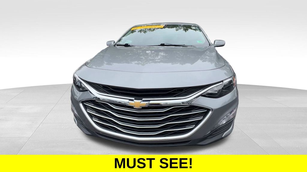 2023 Chevrolet Malibu LT photo