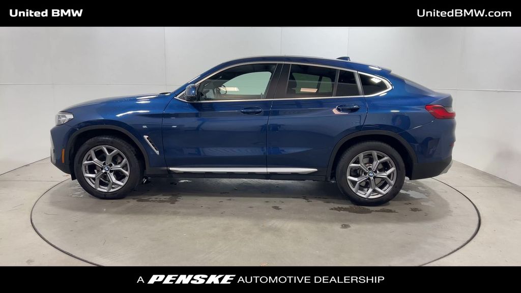 2024 BMW X4 xDrive30i 5