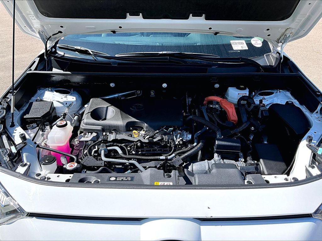 2024 Toyota RAV4 Hybrid — photo 29