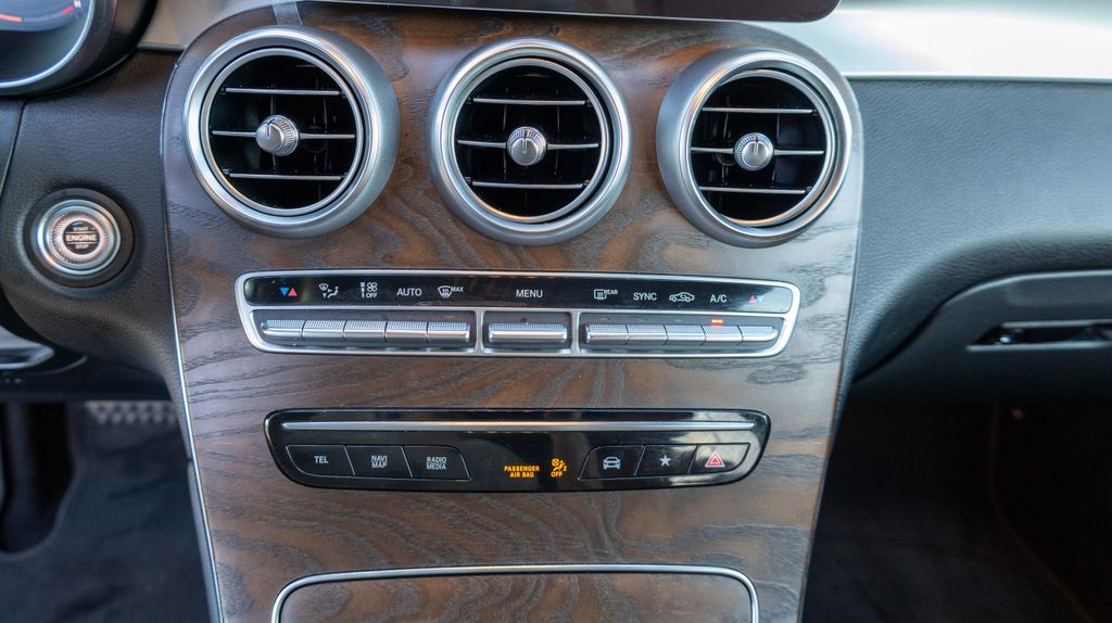 Used 2020 Mercedes-Benz GLC GLC 300 4D Sport Utility