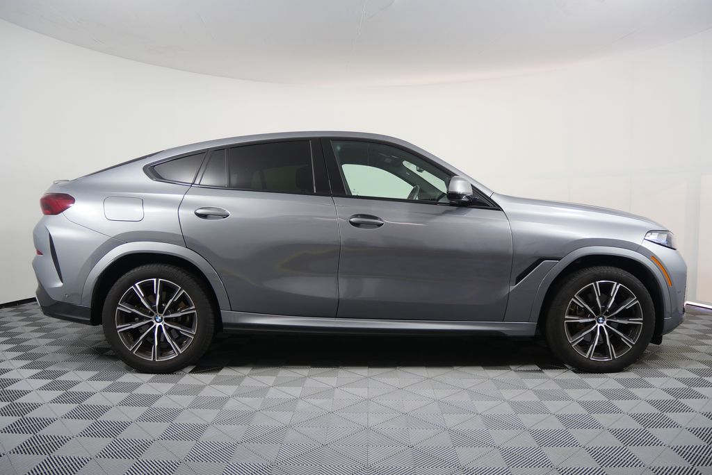 Thumbnail: 2025 BMW X6 - 2