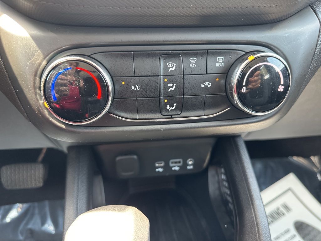 2022 Summit White Chevrolet Trailblazer LS AWD SUV