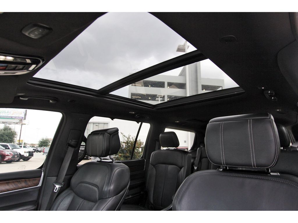 2023 Jeep Grand Wagoneer Base White at River Oaks CDJR