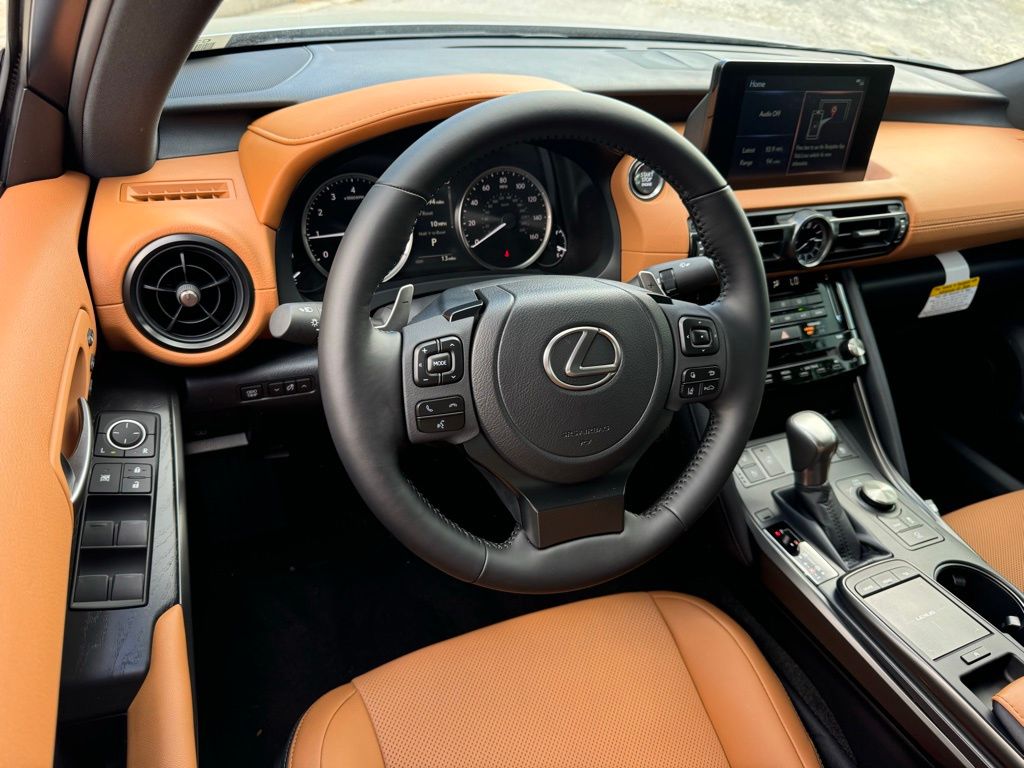 2024 Lexus IS 300 3