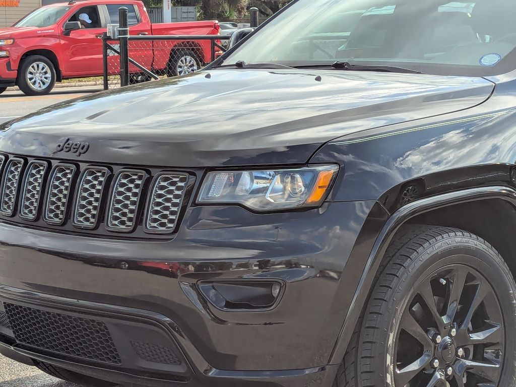 used 2019 Jeep Grand Cherokee car, priced at $16,594