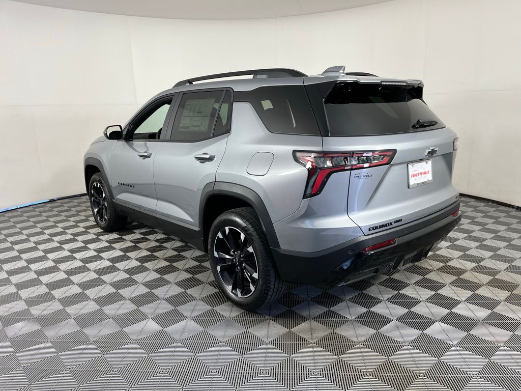Thumbnail: 2026 Chevrolet Equinox - 3