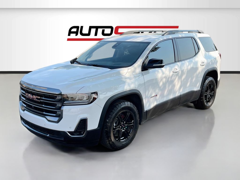 Used 2023 White GMC AT4 image 3