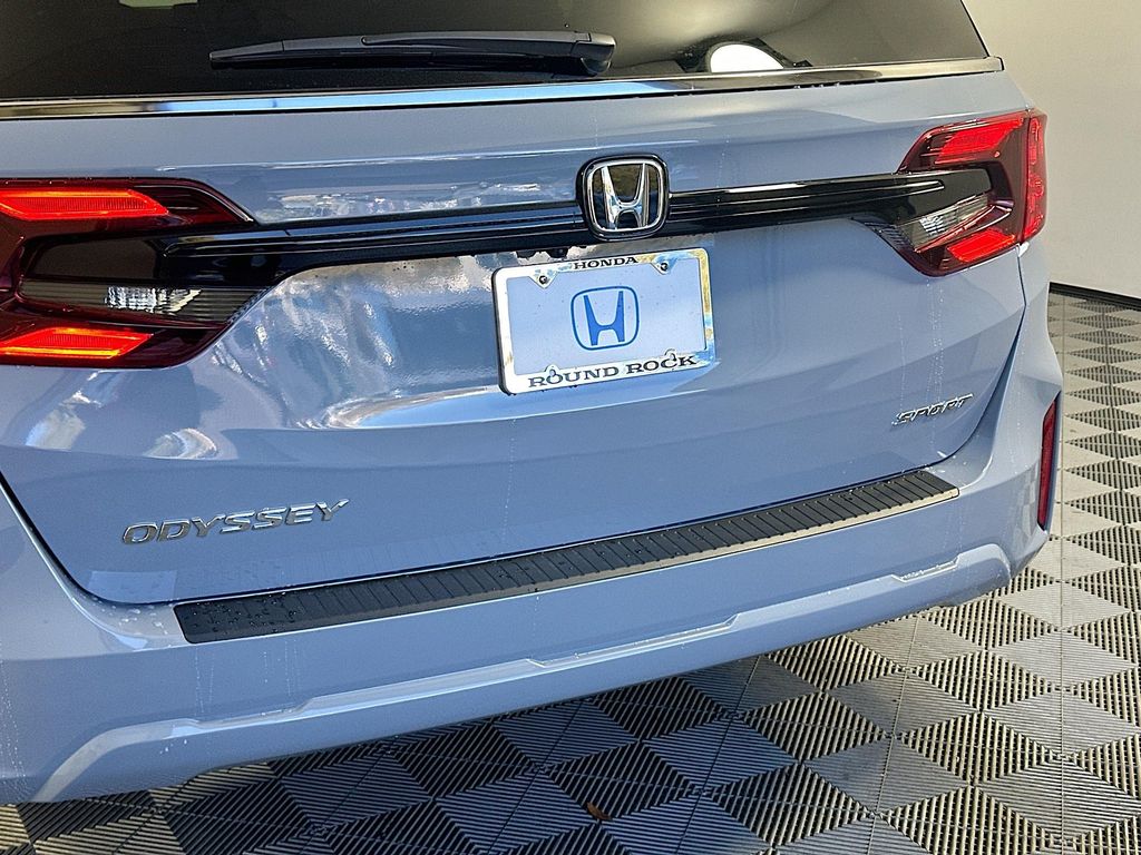 2025 Honda Odyssey Sport 21