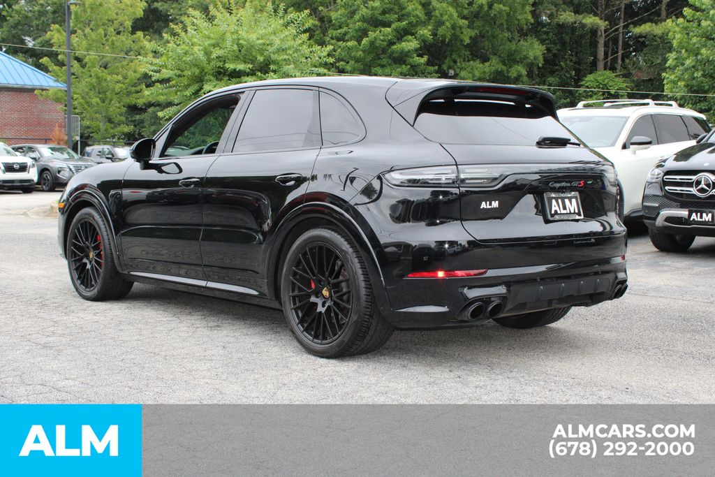 Used 2022  Porsche GTS image 9