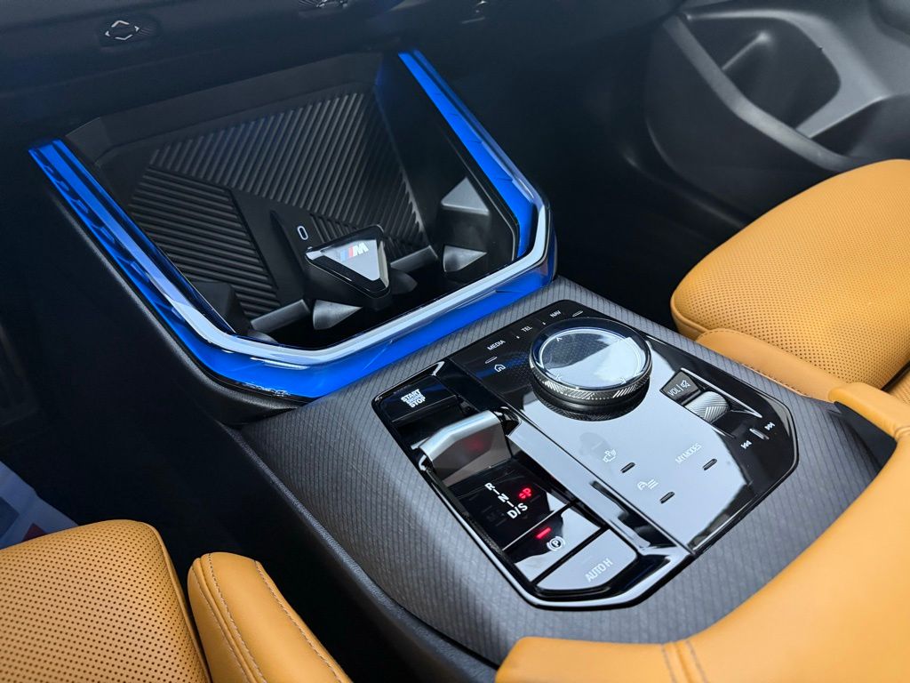 Thumbnail: 2025 BMW X3 - 16