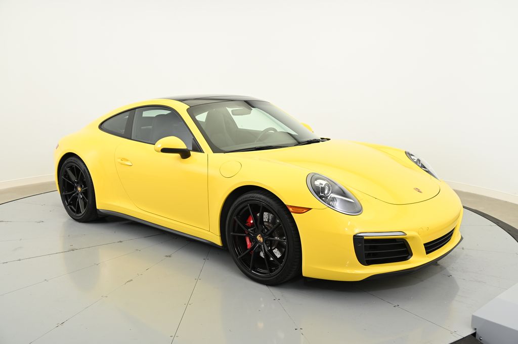 2018 Porsche 911 Carrera 4S 5