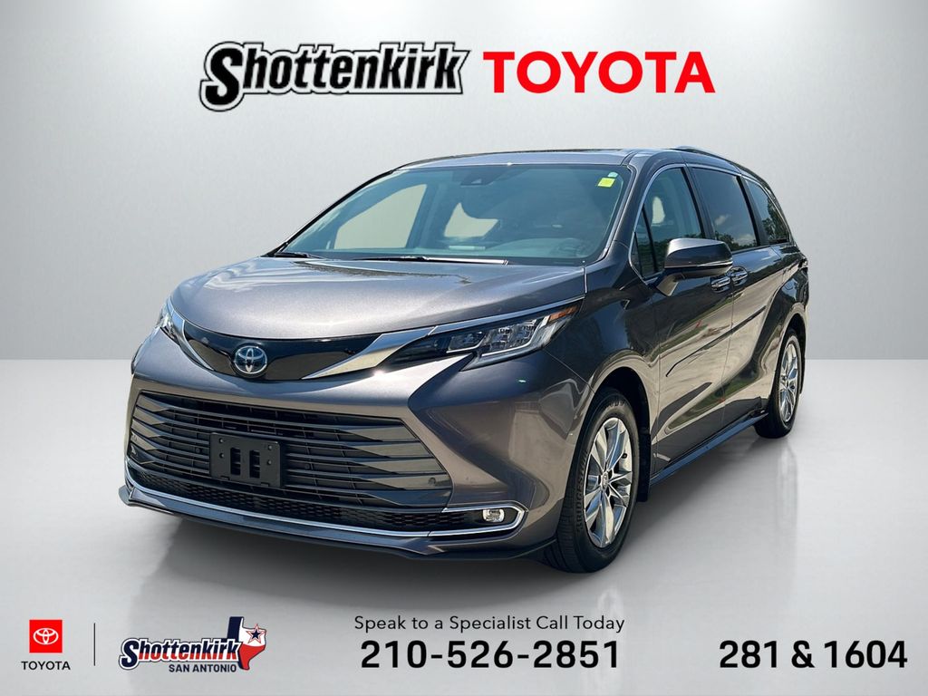 2023 Toyota Sienna