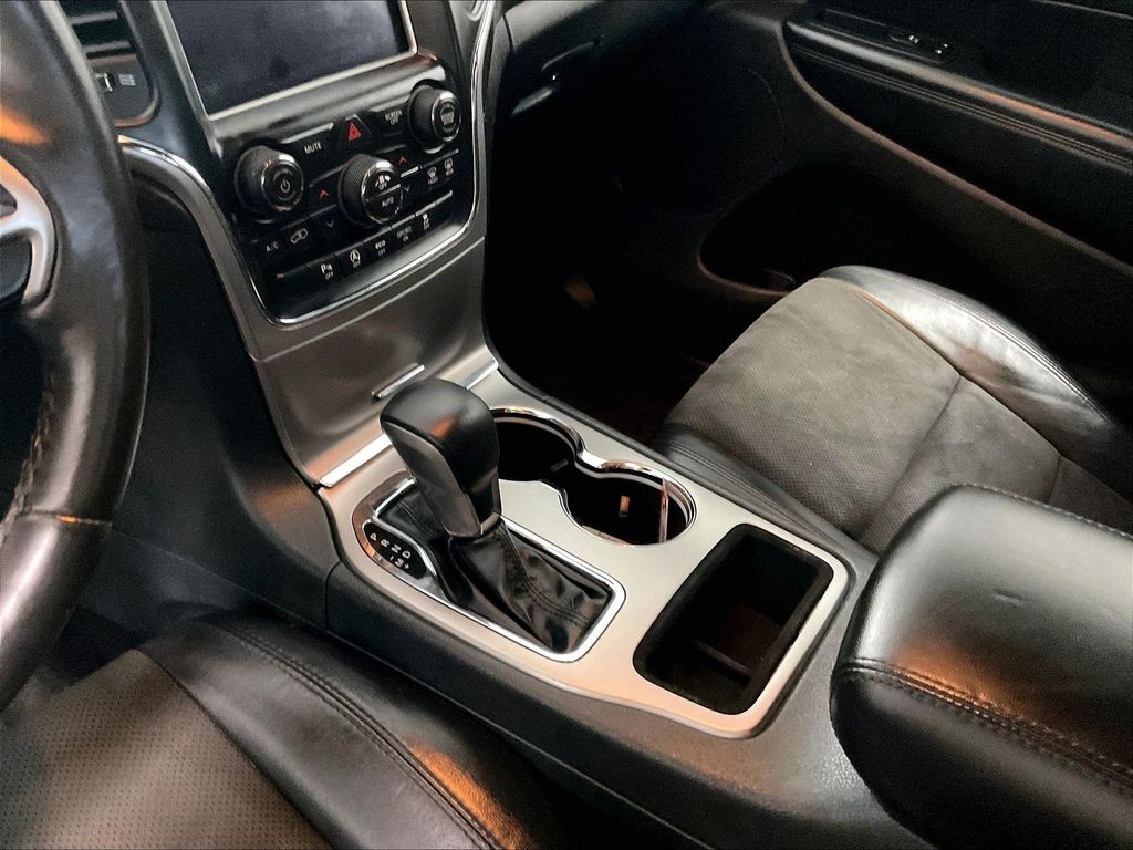 2018 Jeep Grand Cherokee — photo 20