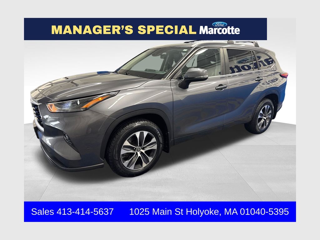 Magnetic Gray Metallic 2023 Toyota Highlander SUV / Crossover All-Wheel Drive 8-Speed Automatic