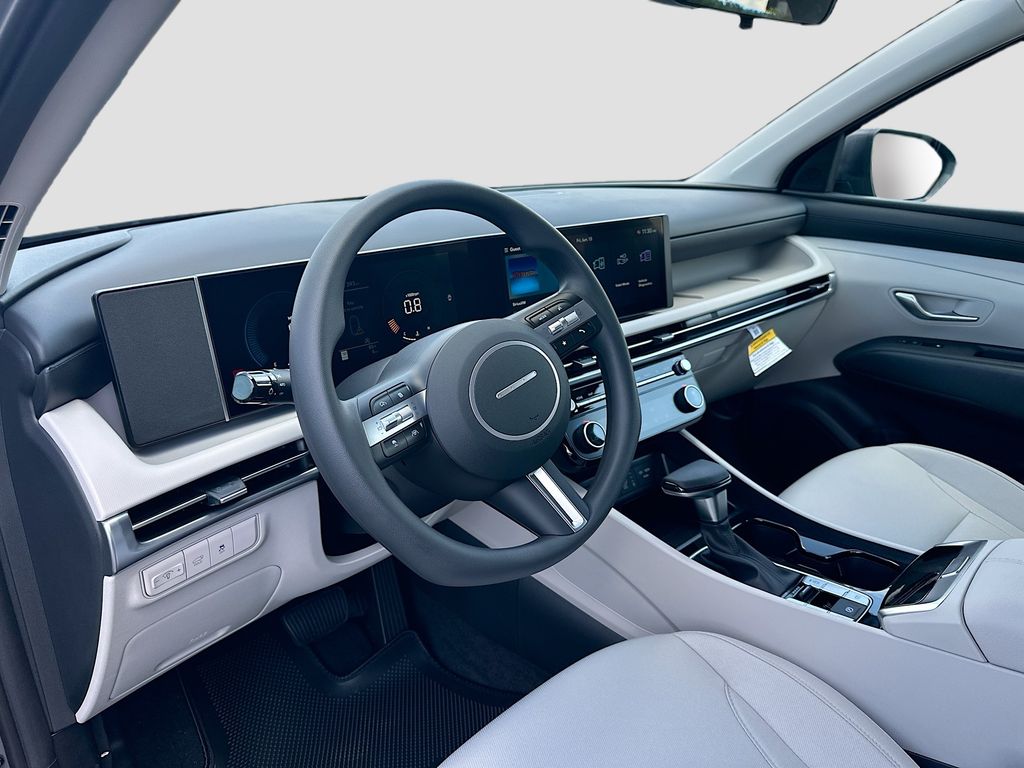2025 Hyundai Tucson SEL 9