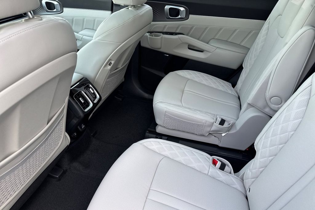 new 2026 Kia Sorento Hybrid car, priced at $49,415