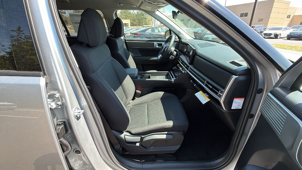 New 2026 Silver Hyundai SE image 14