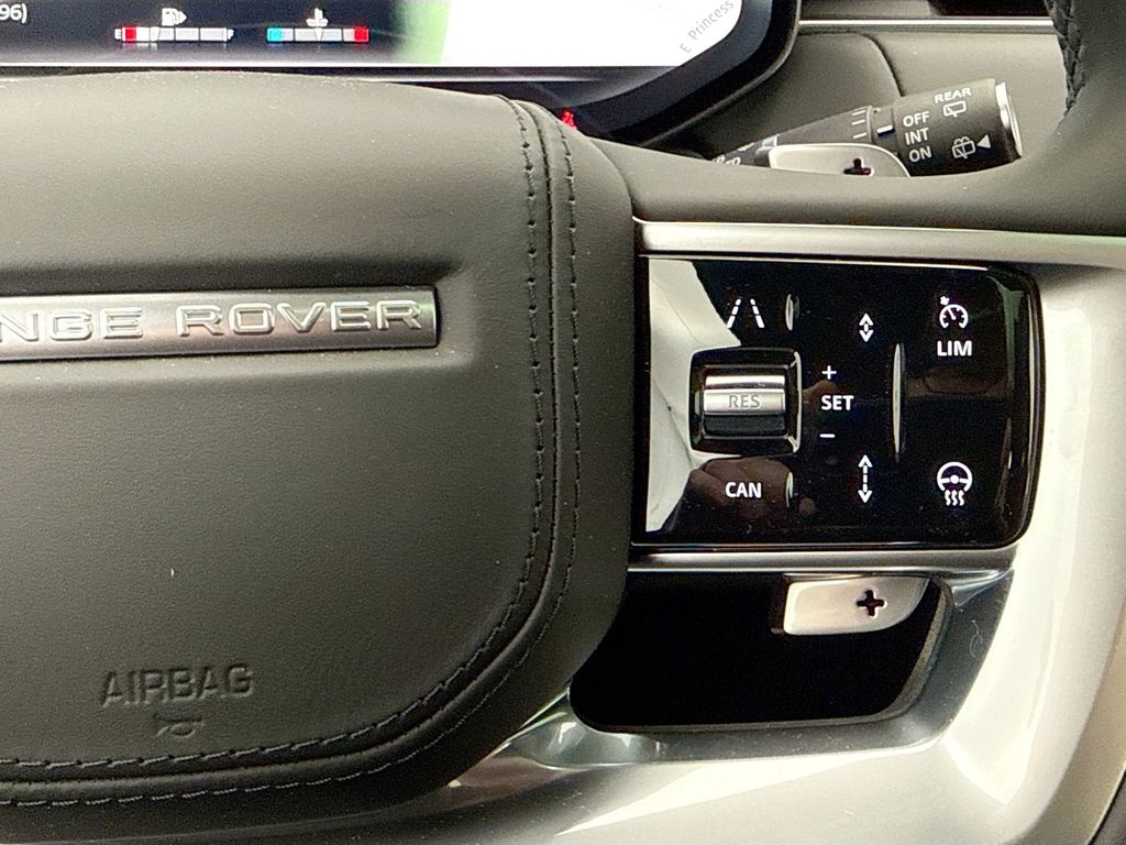 Thumbnail: 2026 Land Rover Range Rover - 12