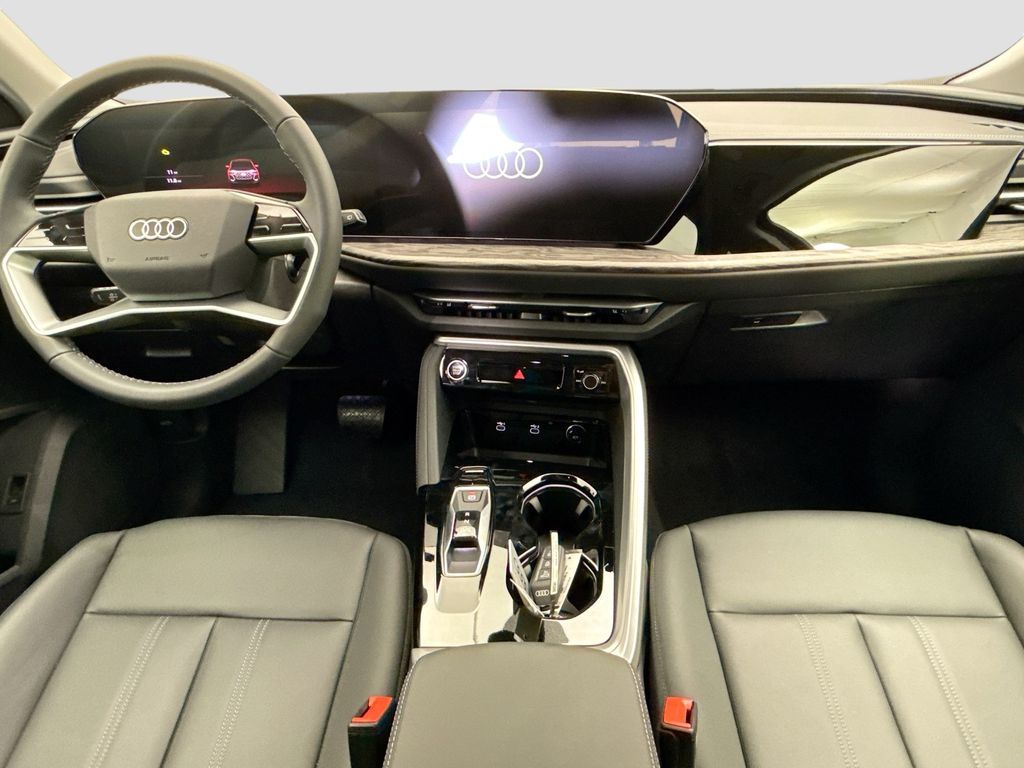 Thumbnail: 2025 Audi Q5 - 13