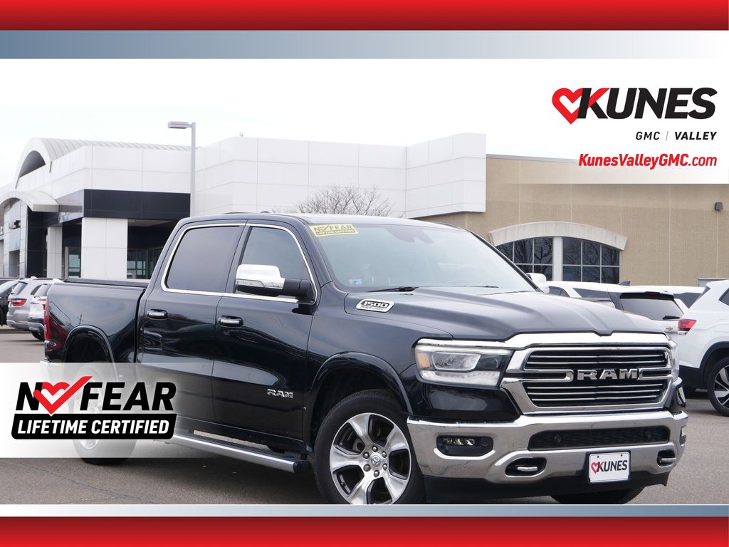 Diamond Black Crystal Pearlcoat 2021 RAM 1500 Laramie Crew Cab 4WD Pickup Truck Four-Wheel Drive 8-Speed Automatic