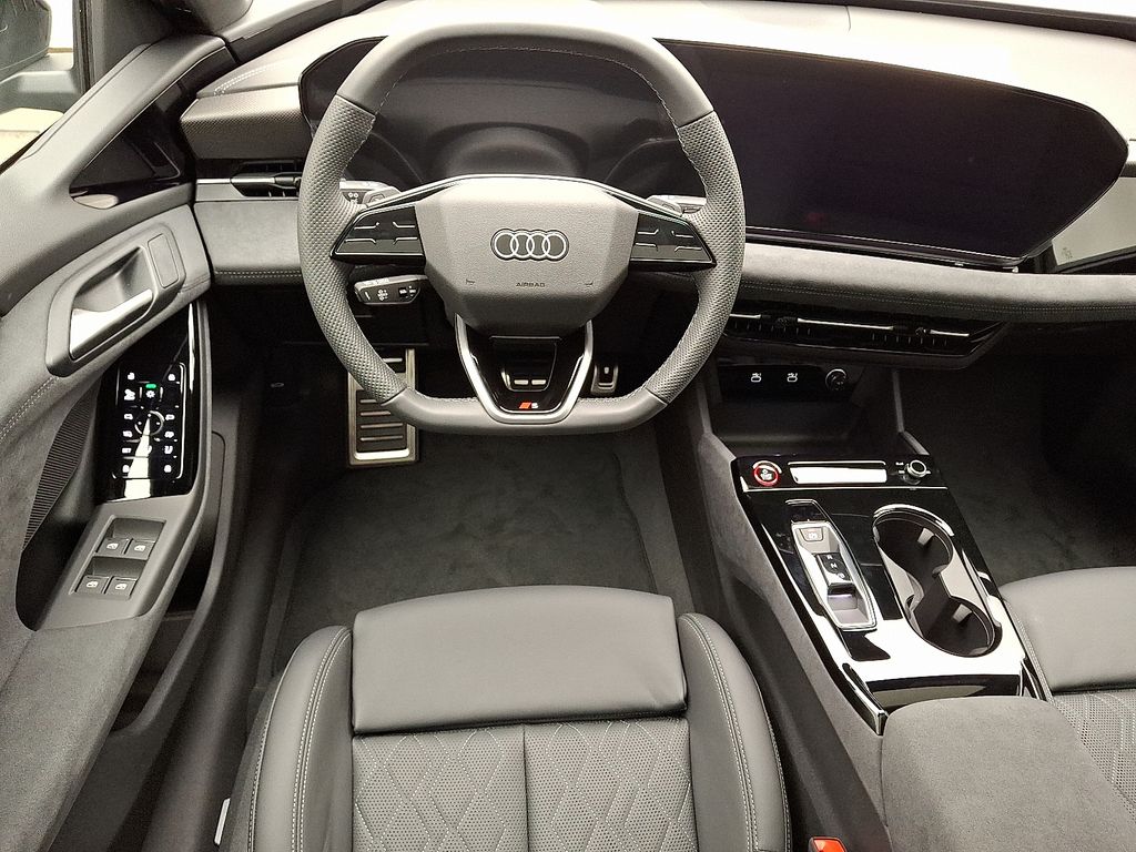 Thumbnail: 2025 Audi S6 - 7