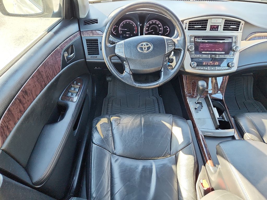 Thumbnail: 2012 Toyota Avalon - 11