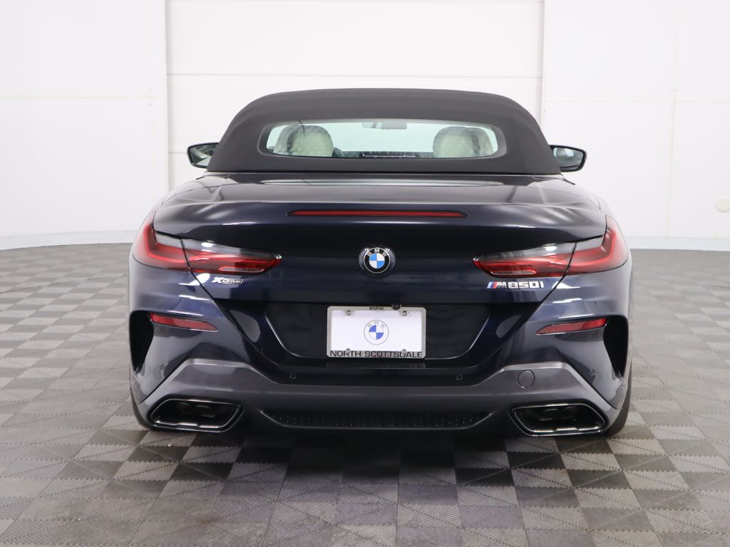 2025 BMW 8 Series M850i xDrive 14